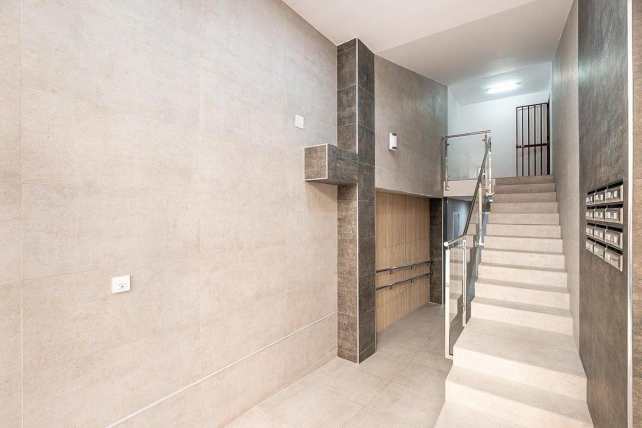 Modern Apartment In The Heart Of 格拉纳达 外观 照片