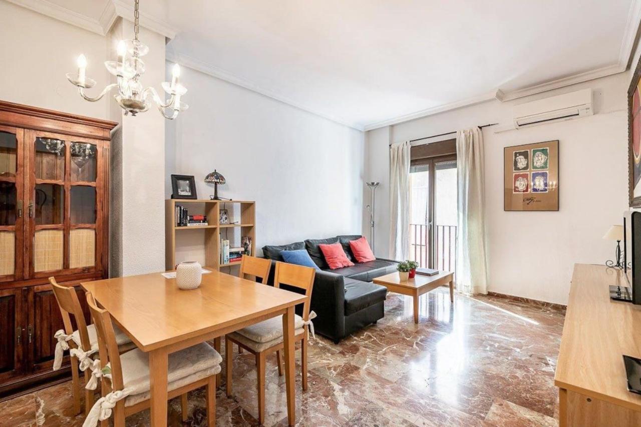 Modern Apartment In The Heart Of 格拉纳达 外观 照片